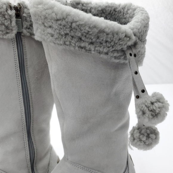 UGG Women's Plumdale Shearling Cuff Tall Suede Wool Lining Gray Boots Zip Size 7 - Picture 6 of 16